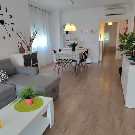 Apartamento Completo Muy Cerca Del Centro Ideal Para Familias Con Piscina Figueres  Eksteriør billede