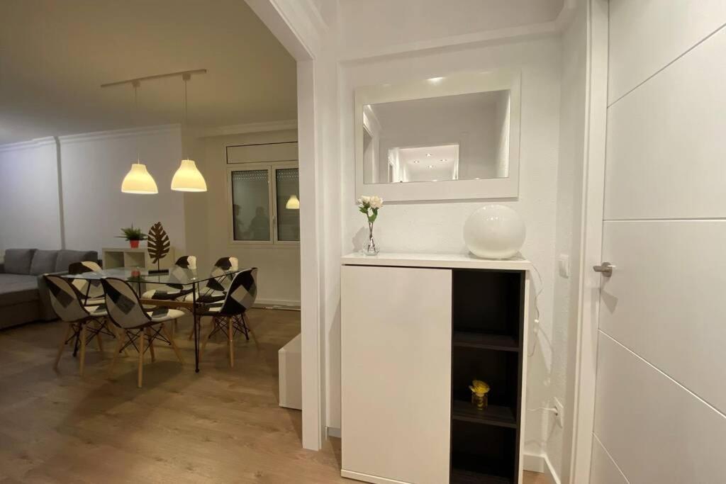 Apartamento Completo Muy Cerca Del Centro Ideal Para Familias Con Piscina Figueres  Eksteriør billede